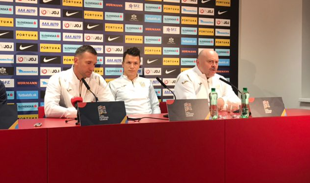 Евгений Коноплянка (в центре), Football.ua