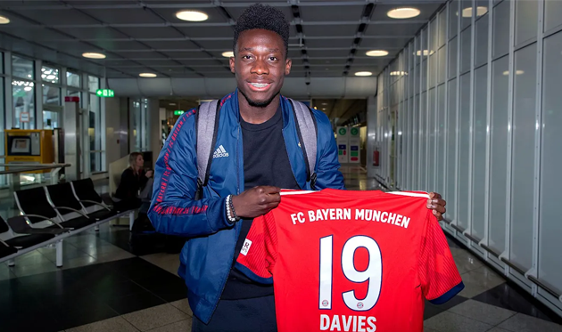 Альфонсо Дэвис, fcbayern.com