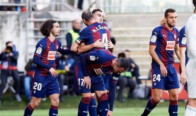 радость игроков эйбара, laliga.es