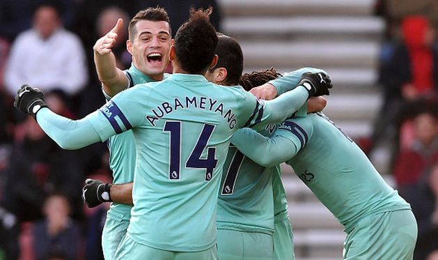 радость игроков арсенала, getty images