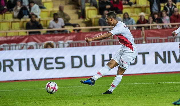 Тилеманс открыл счет в матче, asmonaco.com