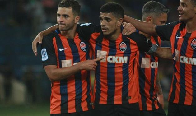 Жуниор Мораес празднует забитый мяч, фото ФК Шахтер