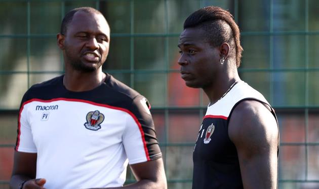 Виейра: Хочу швырнуть Балотелли в стену, но не могу