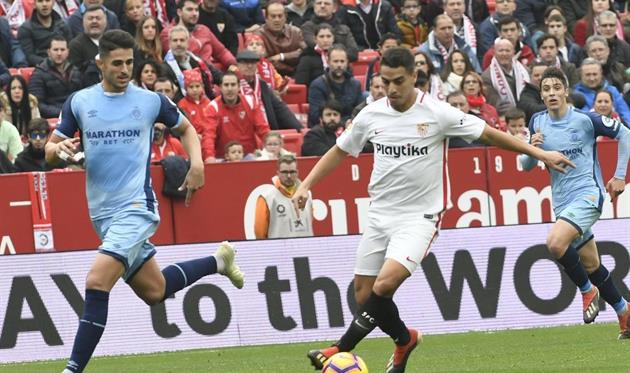 Севилья дома уверенно переиграла Жирону