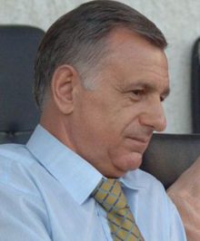 Анатолий Попов 