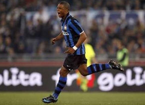 Только что Пеле открыл счет, Reuters