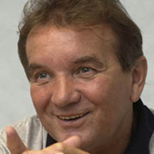 Душан Угрин