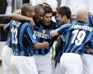 Радовались всем миром, AP