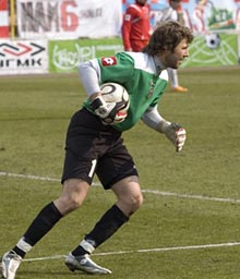 Рева сохранил свои ворота в неприкосновенности, фото из архива Football.ua