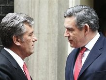 Ющенко попросил у Брауна помощи, АР