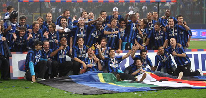 Чемпионы ликуют! AFP