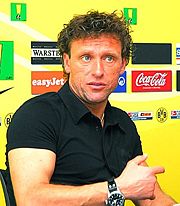 Томас Долль