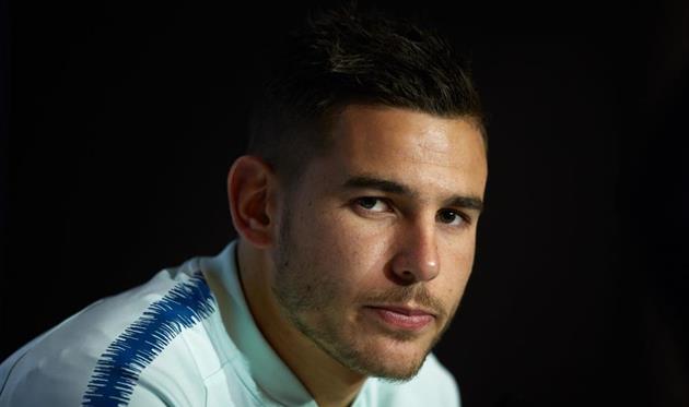 Вот зачем он Баварии: Лукас Эрнандес — лучший по выигранным единоборствам