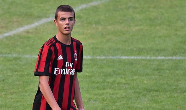 Милан предложит профессиональный контракт Даниэлю Мальдини