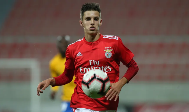 Тьягу Данташ