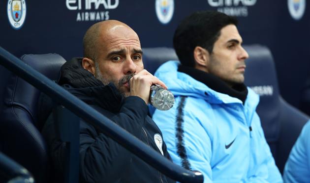 Пеп Гвардиола (слева), Getty Images