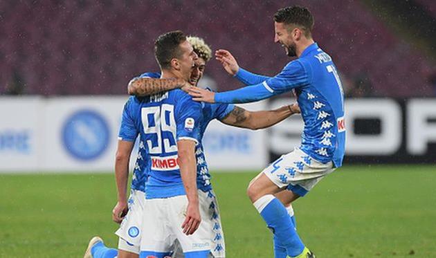 радость игроков наполи, getty images