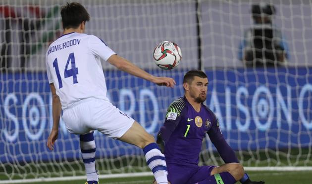 Вратарь Метью Райан стал героем матча против Узбекистана