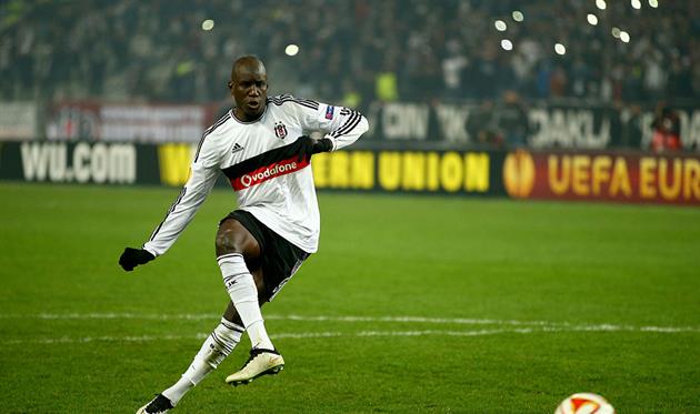 ДЕМБА БА В ПЕРИОД ВЫСТУПЛЕНИЙ ЗА БЕШИКТАШ, GETTY IMAGES