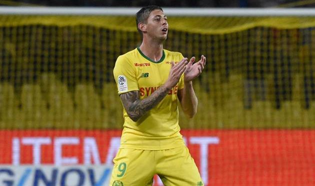 ЭМИЛИАНО САЛА, ФОТО SPORTING NEWS