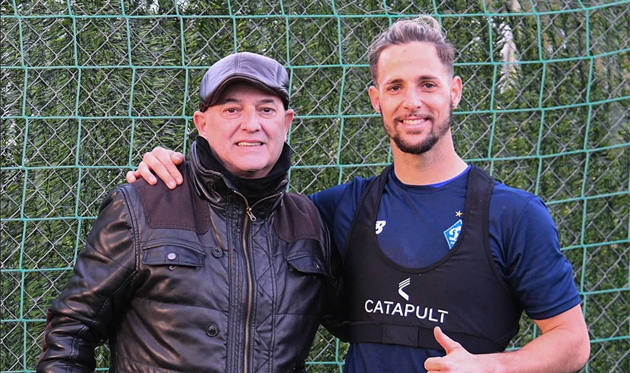 ФРАН СОЛЬ С ОТЦОМ, ФК ДИНАМО