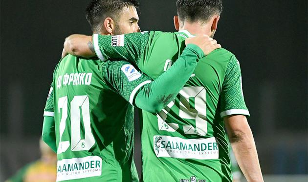 Ди Франко и Понде, ФК Карпаты