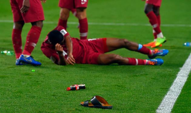 В игроков Катара полетела обувь с трибун, getty images