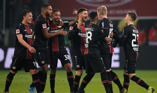 Бавария уступила Байеру, ведя в счете по ходу матча