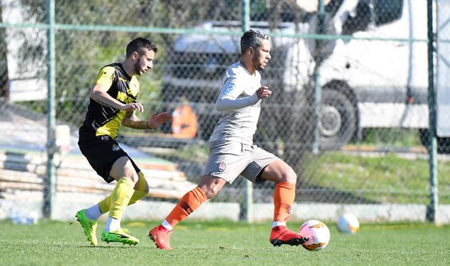 Шахтер разгромил Ботев в контрольном поединке