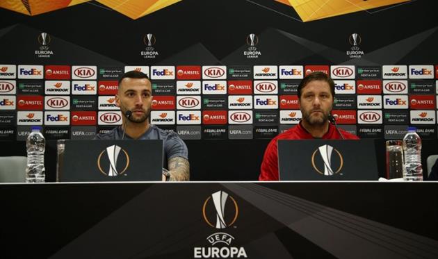 twitter.com/olympiacos_org