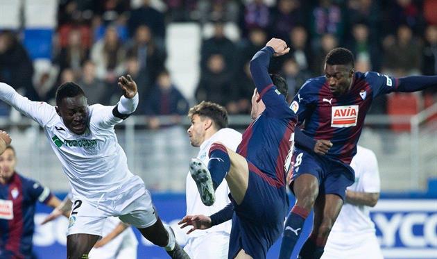 Эйбар уступал в два мяча, но спас ничью в матче с Хетафе