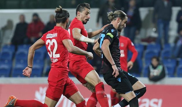 Кубок Турции: Трабзонспор вылетел от клуба второго дивизиона