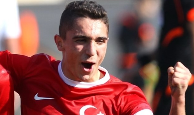 Абдулкарид Омюр, UEFA.COM