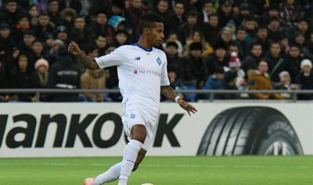 Че Че, ФК Динамо 