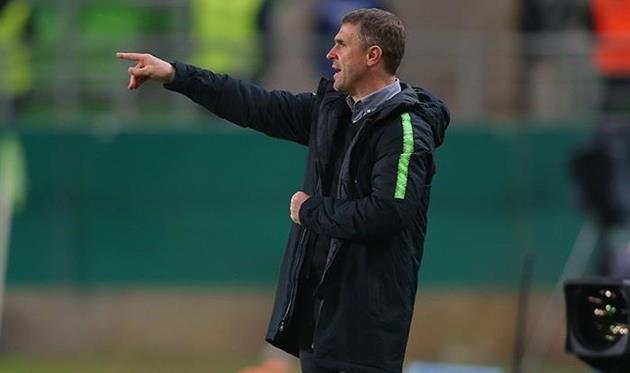 Ференцварош уничтожил Диошдьёр, у Петряка ассист, пенальти и красная для соперника