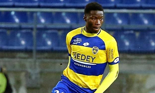 Люсьен Агуме