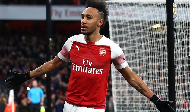 Обамеянг вывел Арсенал дальше