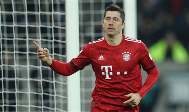 РОБЕРТ ЛЕВАНДОВСКИ, GETTY IMAGES