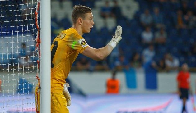 Украинский вратарь Левченко перешел в Эскильстуну