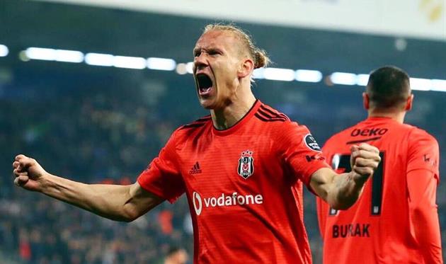 Домагой Вида, twitter.com/Besiktas