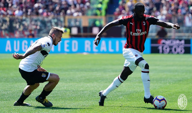 парма - милан, twitter.com/acmilan