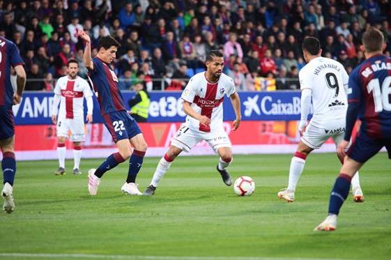 Уэска - Эйбар, photo SD Huesca