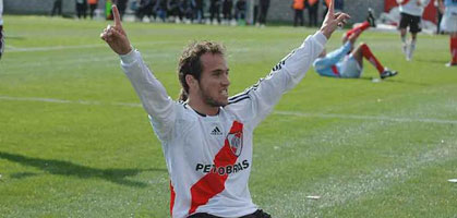 Фернандо Беллуски