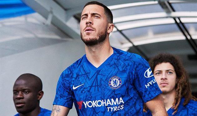 Челси презентовал новую форму, главная модель — Азар