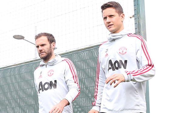 ФОТО twitter.com/manutd