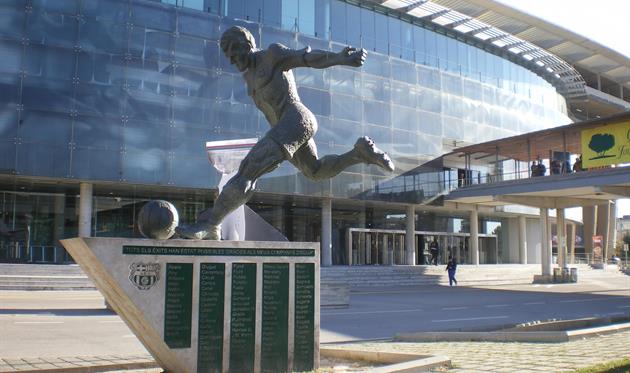 Статуя Ласло Кубале