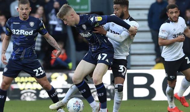 Фото ФК Лидс