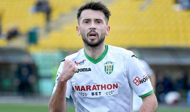 Понде, ФОТО ФК КАРПАТЫ