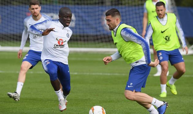 Нголо Канте (слева), Getty Images 