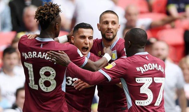 ФОТО twitter.com/avfcofficial